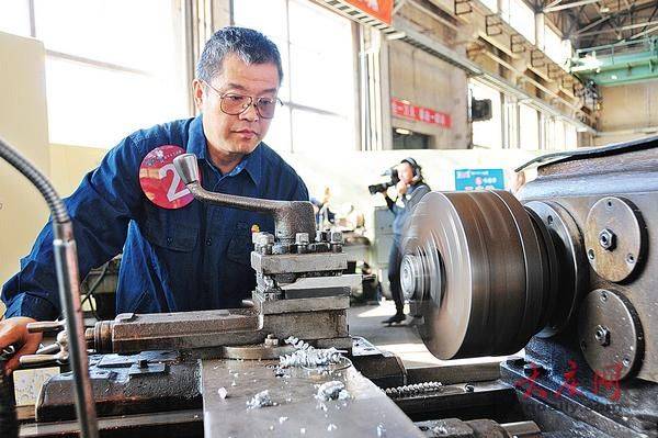 沈阳人才市场车工招聘，职业前景、技能要求与求职攻略